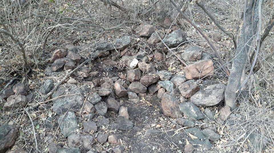 Под Мариуполем нашли взрывчатку в мешках из-под российской "гуманитарки": фотофакт