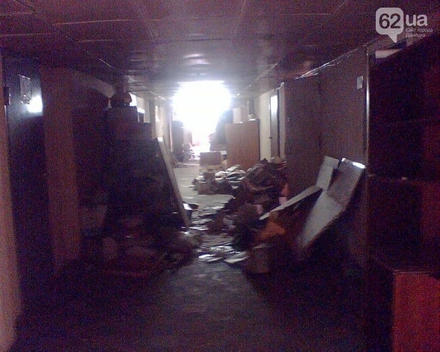 Казармы в центре: террористы "ДНР" "отжали" крупнейший НИИ Донецка. Опубликованы фото