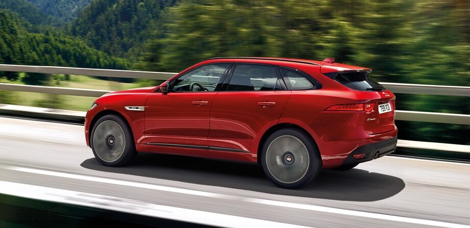 Франкфуртський автосалон: Jaguar презентував "розважальний" позашляховик