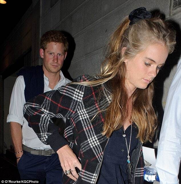 Принц Гарри отметил день рождения в пабе со своей бывшей девушкой 