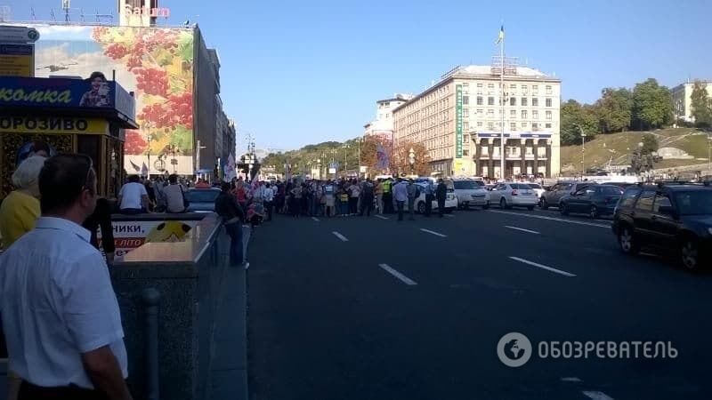 Протесты в Киеве: митингующие с гробом перекрывали Крещатик