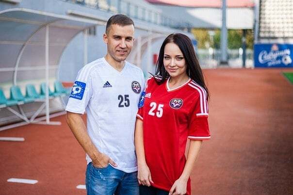 Украинская модель в стиле "ню" снялась в поддержку запорожского футбола