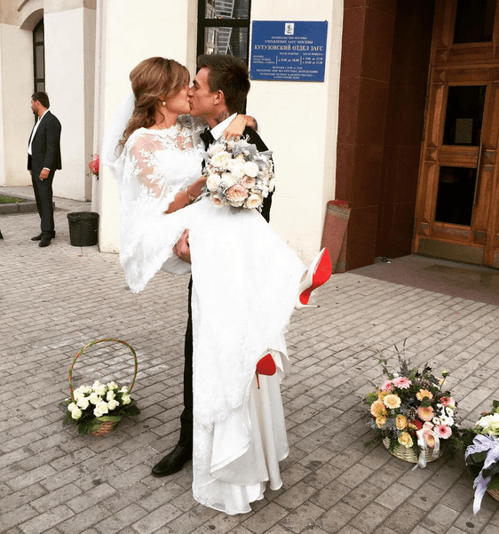 Влад Топалов женился на дочери миллионера: первое фото