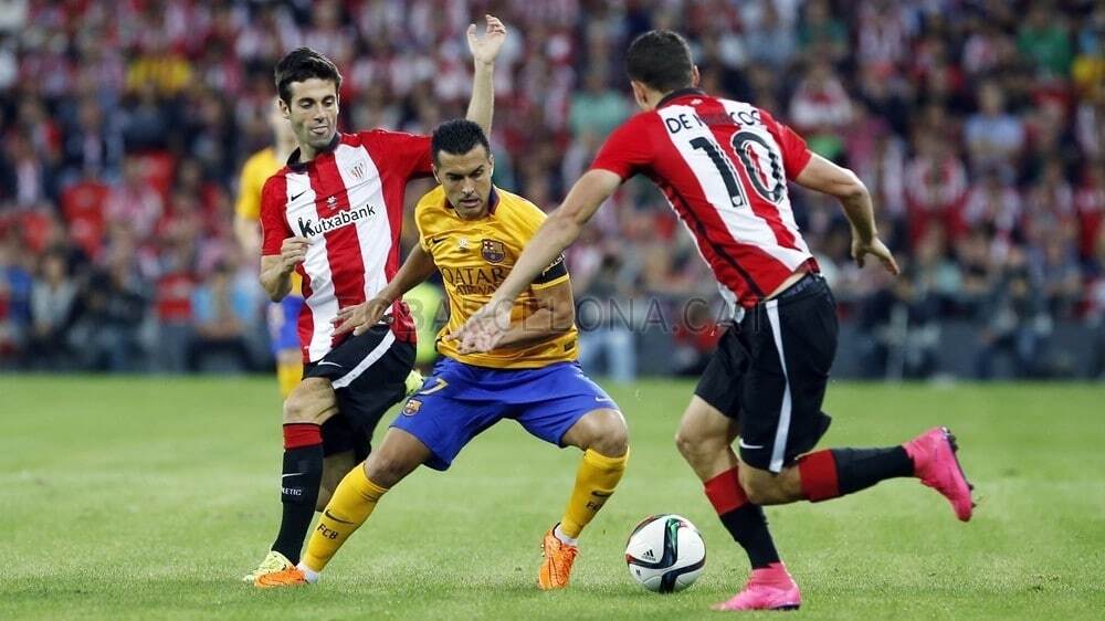 Чемпионский август великолепной "Барселоны": яркие фото