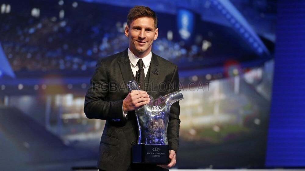 Чемпионский август великолепной "Барселоны": яркие фото