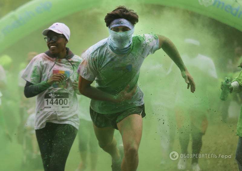 Додай у життя яскраві фарби! Як у Йоганнесбурзі пройшов Color Run: веселі фото