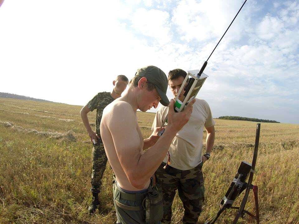 Росіяни не хочуть махати ручкою: батальйон "Північ" "прогулявся" вздовж кордону. Фотозвіт