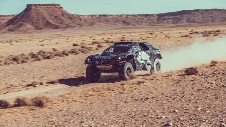 Peugeot підготував переможний автомобіль до ралі "Дакар"