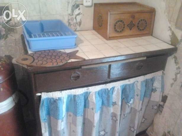В Киеве сдают квартиру с унитазом на кухне: фотофакт