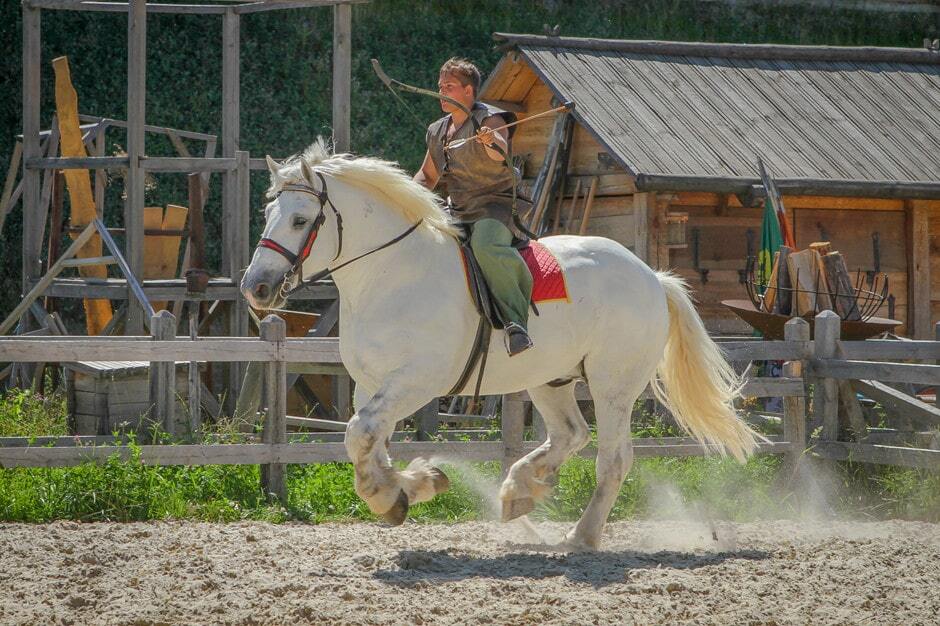 26-27 сентября в "Парке Киевская Русь" пройдет выставка "Царство лошадей" и фестиваль самопознания