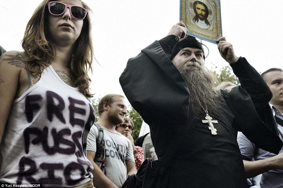 На краю света: мощные фото, показывающие неравенство людей в мире