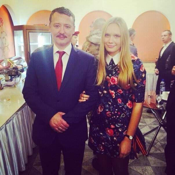 Их нравы: в Донецке похитили 19-летнюю "противницу" Захарченко