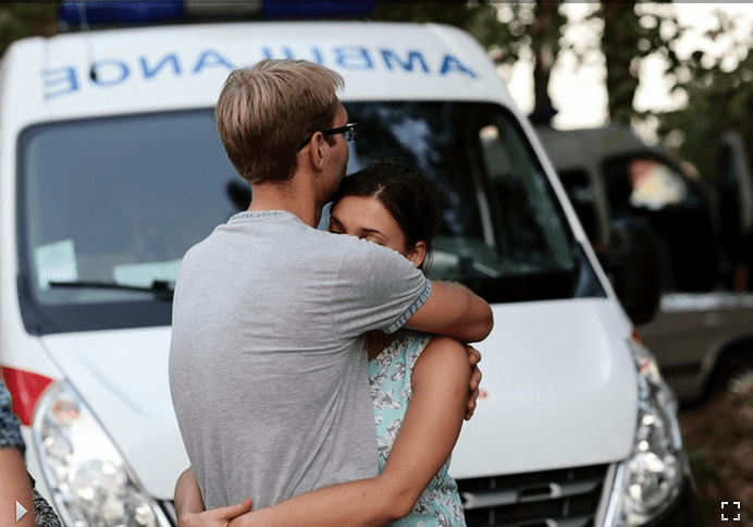 Появились первые фото и видео с места трагедии в Симферополе