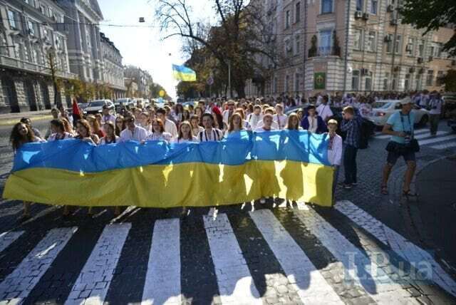 В Киеве состоялся грандиозный Мегамарш вышиванок: опубликованы фото