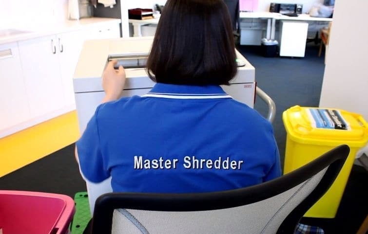 Master Shredder: идеальная работа для девушки с синдромом Дауна