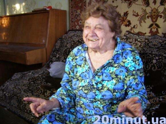 У Вінниці 90-річна бабуся зібралася заміж за 42-річного: закохалася по вуха