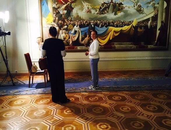 Королевская заявилась на заседание Рады в кроссовках Сhanel: фотофакт