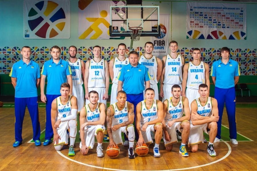 Сборная Украины сыграет на Евробаскете в форме с логотипом AVANGARD