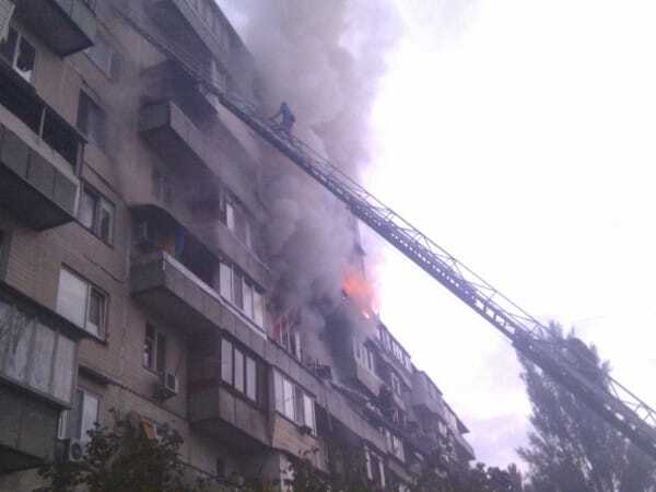 В Киеве при пожаре в многоэтажке пострадали пять человек