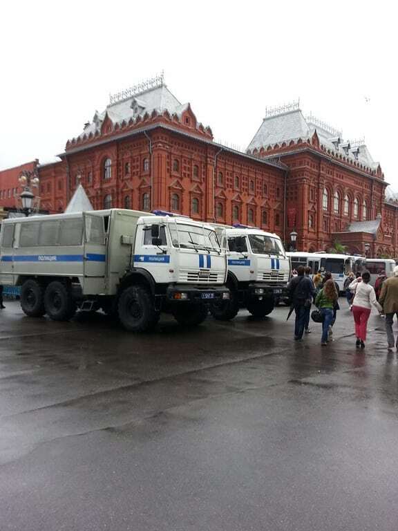 Праздник общего режима. День города в Москве превратился в День милиции: фотофакт