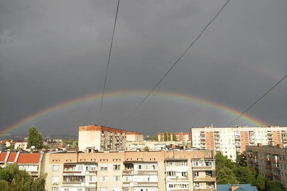 Над Ужгородом появилась двойная радуга: опубликованы фото