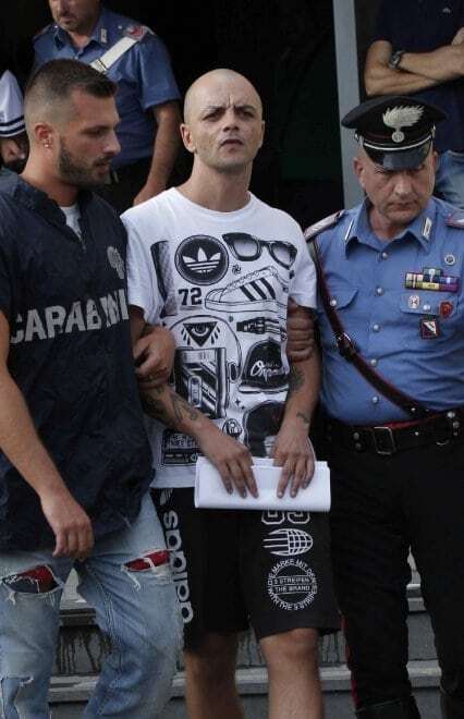 В Неаполе взволнованные героической гибелью украинца люди вышли на марш: опубликованы фото