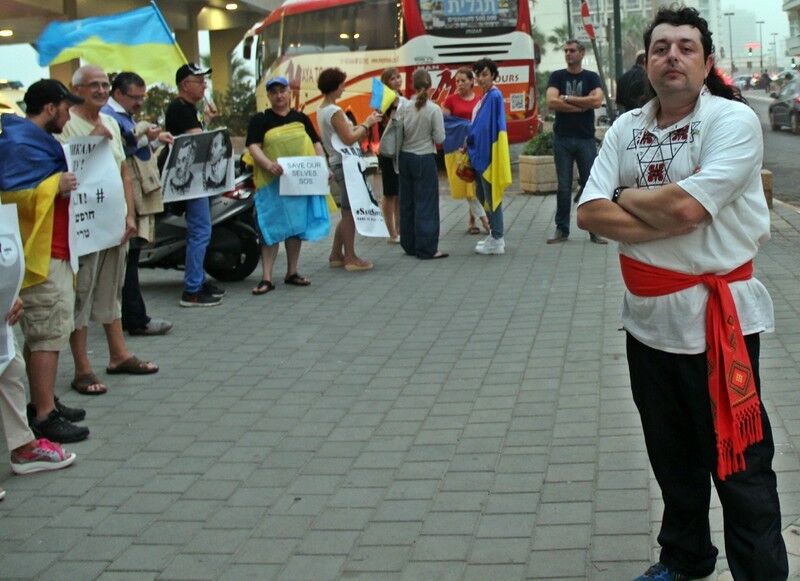 Митинг у посольства РФ в Тель-Авиве. "Свободу Украинским политзаключённым в России!"