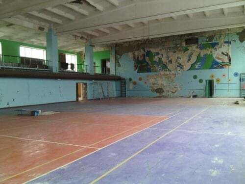 "Русский мир пришел": в сети показали фото Дворца спорта в "ЛНР" до и после оккупации