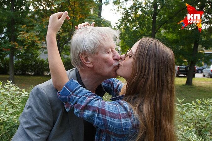 84-річний російський актор одружився на 24-річній студентці