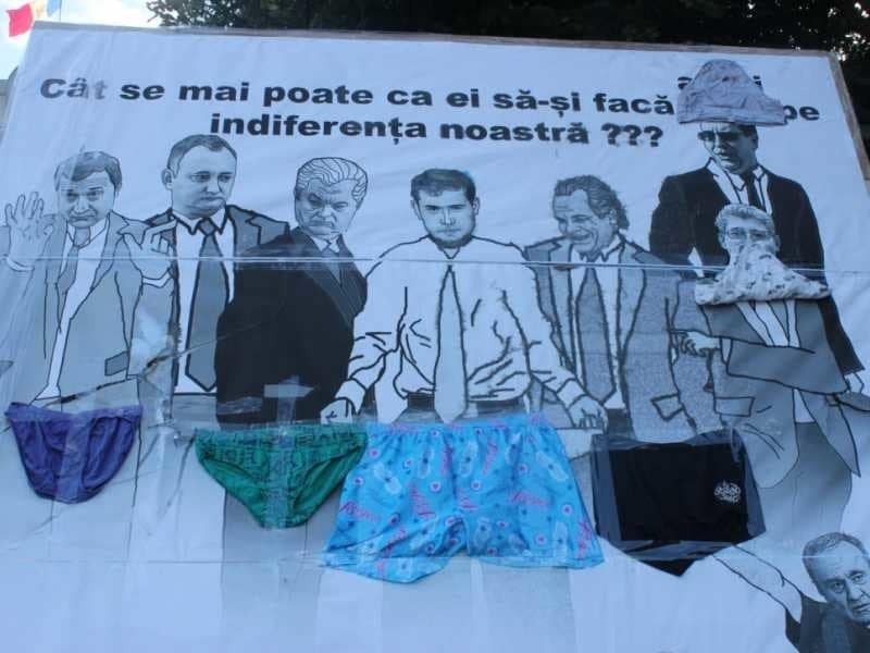 В Молдове обживают "Майдан": появилась парикмахерская, утепляют палатки. Фоторепортаж из Кишинева