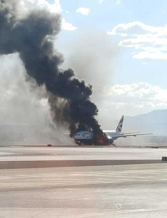 В Лас-Вегасе загорелся лайнер с сотней пассажиров на борту: опубликованы фото и видео