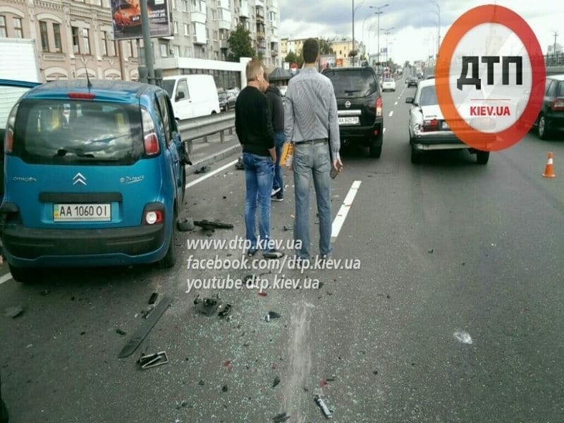 "Спешили в роддом": появились подробности масштабного ДТП в Киеве