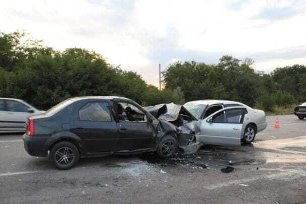 В Запорожской области Lexus спровоцировал ужаснейшую аварию: все погибли