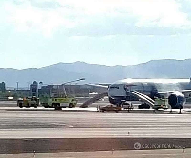 В Лас-Вегасе загорелся лайнер с сотней пассажиров на борту: опубликованы фото и видео