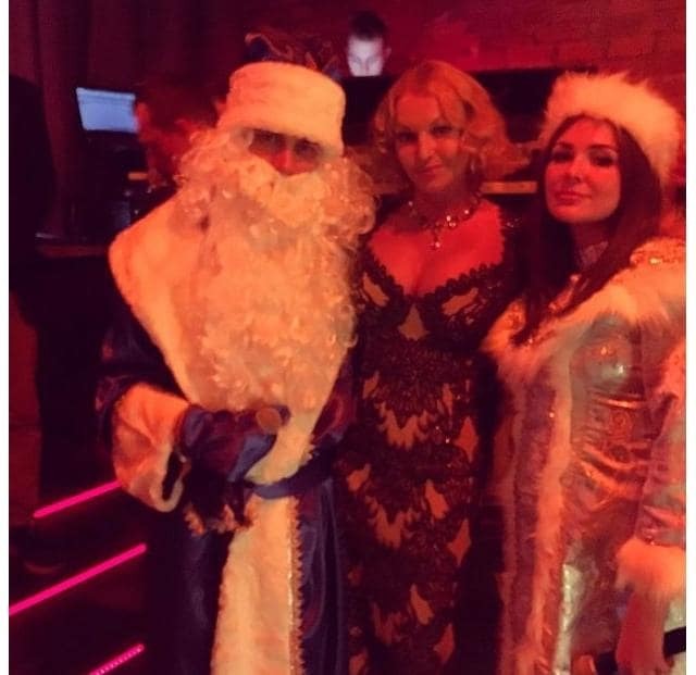 Новогодняя ночь: как звезды встретили 2016 год 