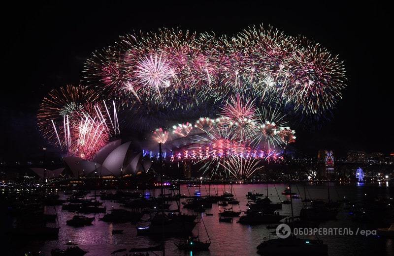 На календаре 2016-й: как мир отпраздновал Новый год