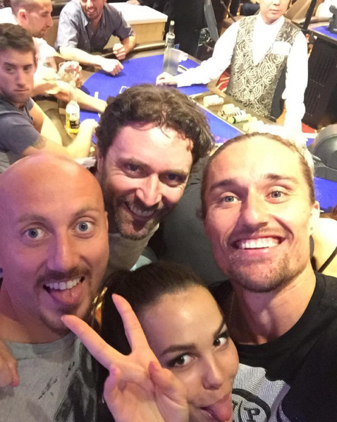 Олени, пижамы и Дед Мороз Милевский: как украинские звезды спорта встретили Новый год