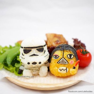 Веселая еда: мультяшные герои из риса