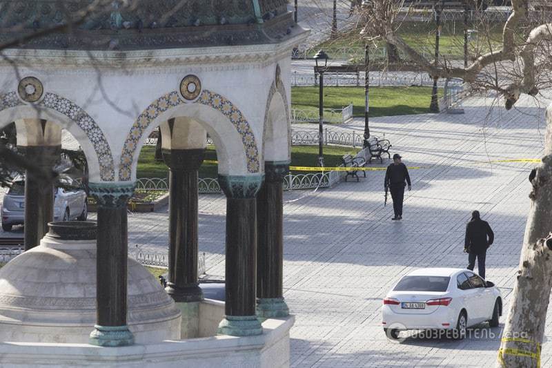 Вой сирен и изувеченные тела: фото и видео с места взрыва в Стамбуле