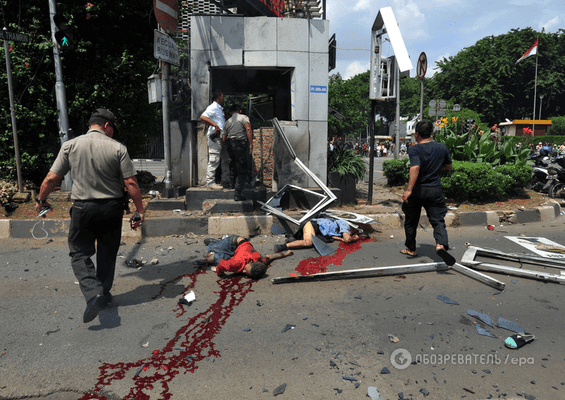 В Індонезії прогриміли шість вибухів: є загиблі