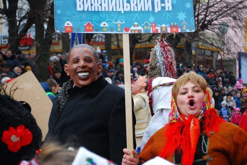 Страшний сон Кисельова: у Чернівцях стратили "Путіна". Фотофакт