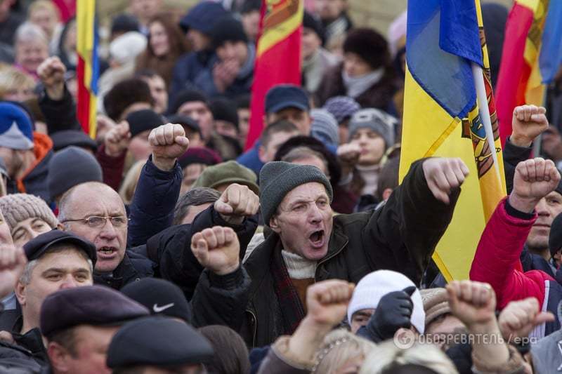 В Кишиневе одновременно прошли три многотысячных протеста