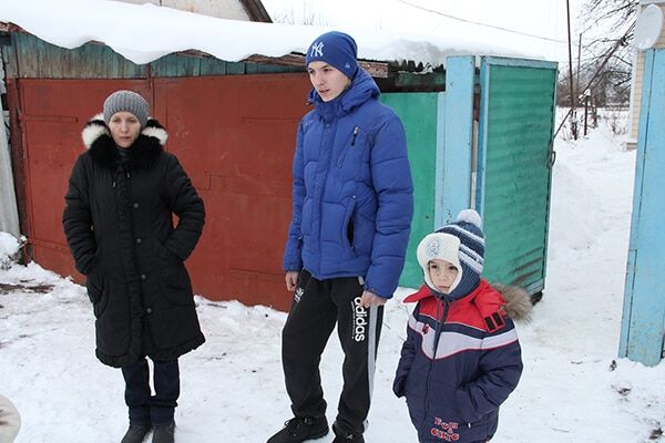 17 на одного: на Чернігівщині по-звірячому побили поліцейського