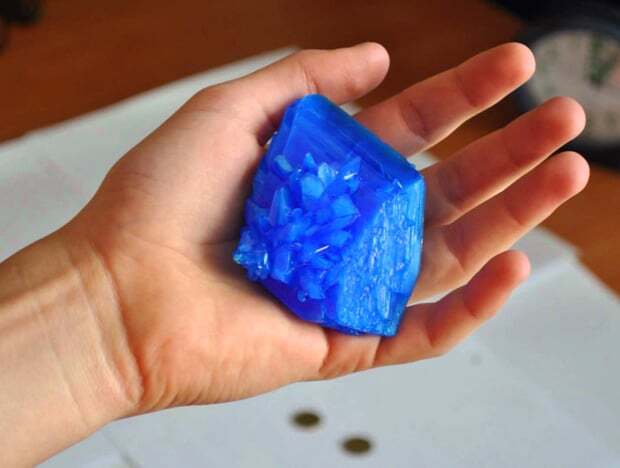 Чудеса науки: как вырастить кристалл дома