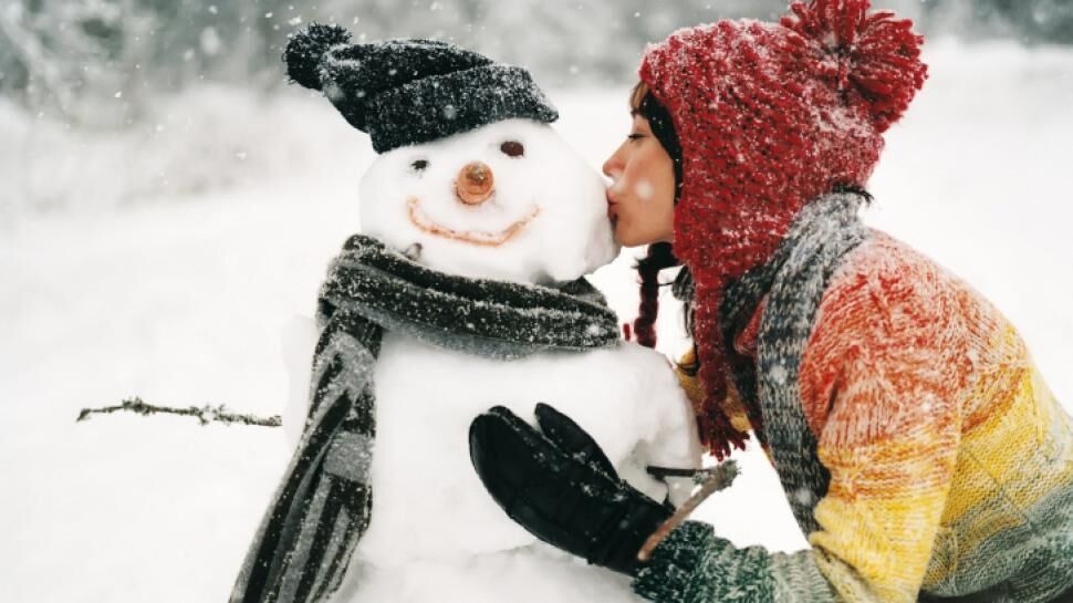Поцілунки морозу: як доглядати за губами взимку