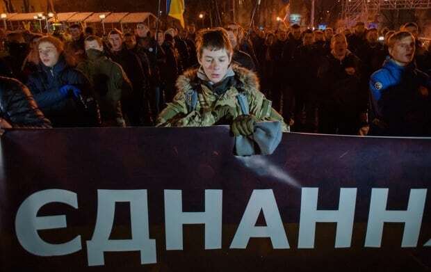 Киев в огне: в столице состоялось файерное шествие. Фоторепортаж 