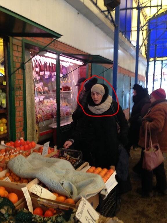 В Киеве "засекли" рыночных карманниц: опубликовано фото