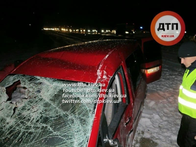 В Киеве пьяный водитель устроил аварию и остался без колес