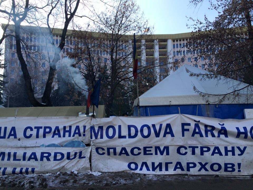 Молдавский "Майдан". Болезни роста