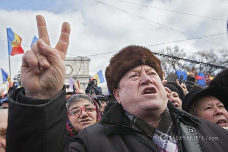 Молдавская оппозиция выдвинула властям ультиматум: фоторепортаж и видео